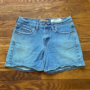 Levi’s 515 shorts